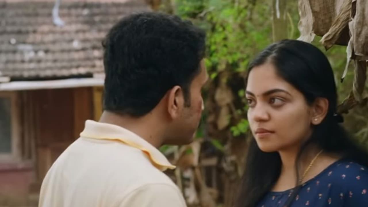 അഹാന കൃഷ്ണ ഷൈൻ ചിത്രം 'അടി', ഗാനം പുറത്ത് അഹാന കൃഷ്ണ ഷൈൻ ചിത്രം 'അടി', ഗാനം പുറത്ത്