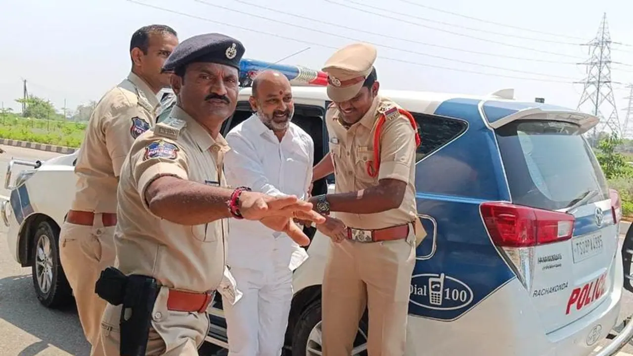 ತೆಲಂಗಾಣ ಬಿಜೆಪಿ ರಾಜ್ಯಾಧ್ಯಕ್ಷ ಸಂಜಯ್‌ ರಾತ್ರೋರಾತ್ರಿ ಸೆರೆ: ಪ್ರಶ್ನೆಪತ್ರಿಕೆ ಸೋರಿಕೆ ಪ್ರಕರಣದಲ್ಲಿ ಬಂಧನ; ಭಾರಿ ಹೈಡ್ರಾಮಾ 