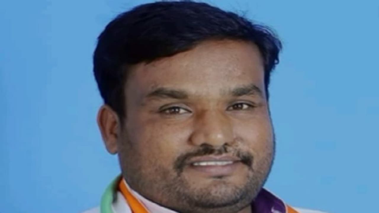 ಸಿ.ಟಿ.ರವಿಯೇ ಗೆಲ್ಲೋದು, ಕಾಂಗ್ರೆಸ್ ಮುಖಂಡನ ಆಡಿಯೋ ವೈರಲ್: ಪಕ್ಷದಿಂದ ವಜಾ ಸಿ.ಟಿ.ರವಿಯೇ ಗೆಲ್ಲೋದು, ಕಾಂಗ್ರೆಸ್ ಮುಖಂಡನ ಆಡಿಯೋ ವೈರಲ್: ಪಕ್ಷದಿಂದ ವಜಾ