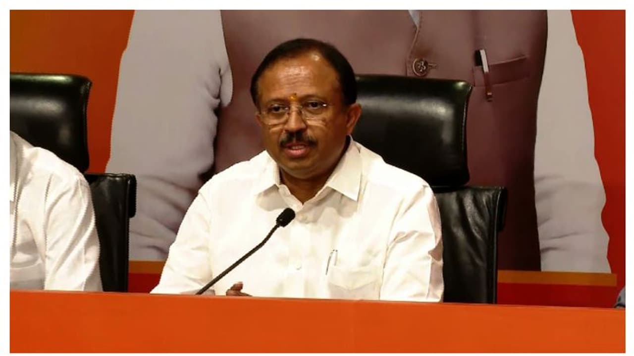 'അനിൽ രാഷ്ട്രീയ താൽപ്പര്യങ്ങൾക്കപ്പുറം രാജ്യ താൽപ്പര്യം ഉയർത്തിപ്പിടിക്കുന്നയാൾ'; വി മുരളീധരൻ