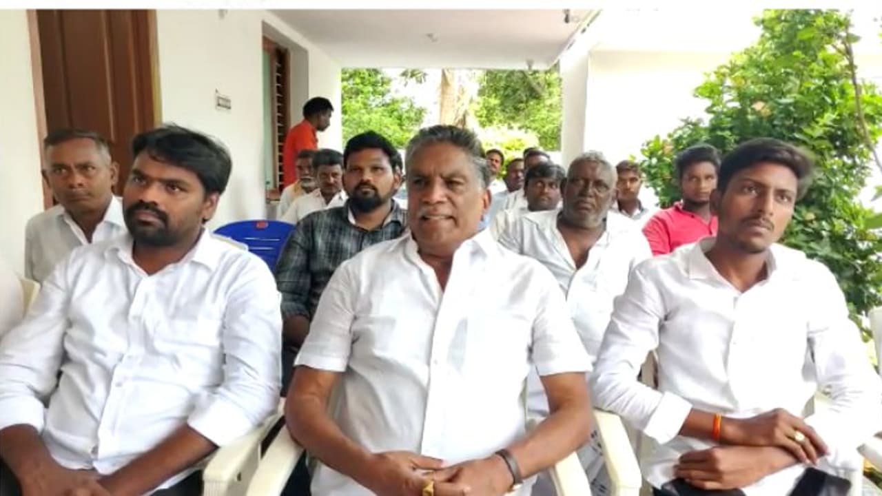 అధికార వైసిపికి బిగ్ షాక్... సుభాష్ చంద్రబోస్ రాజీనామా ప్రకటన (వీడియో) అధికార వైసిపికి బిగ్ షాక్... సుభాష్ చంద్రబోస్ రాజీనామా ప్రకటన (వీడియో)