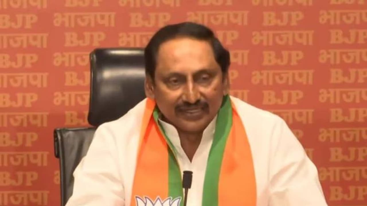 ബിജെപിയിൽ ചേർന്ന് കിരൺ റെഡ്ഡി; കോൺഗ്രസിൽ അടിമുടി പ്രശ്നങ്ങൾ, എടുക്കുന്നത് തെറ്റായ തീരുമാനങ്ങളെന്നും വിമർശനം