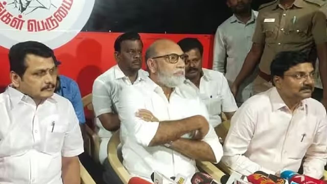 மக்கள் நலனை கருத்தில் கொண்டு செயல்பட வேண்டும்… ஆளுநர் குறித்து நடிகர் சத்யராஜ் கருத்து!! மக்கள் நலனை கருத்தில் கொண்டு செயல்பட வேண்டும்… ஆளுநர் குறித்து நடிகர் சத்யராஜ் கருத்து!!