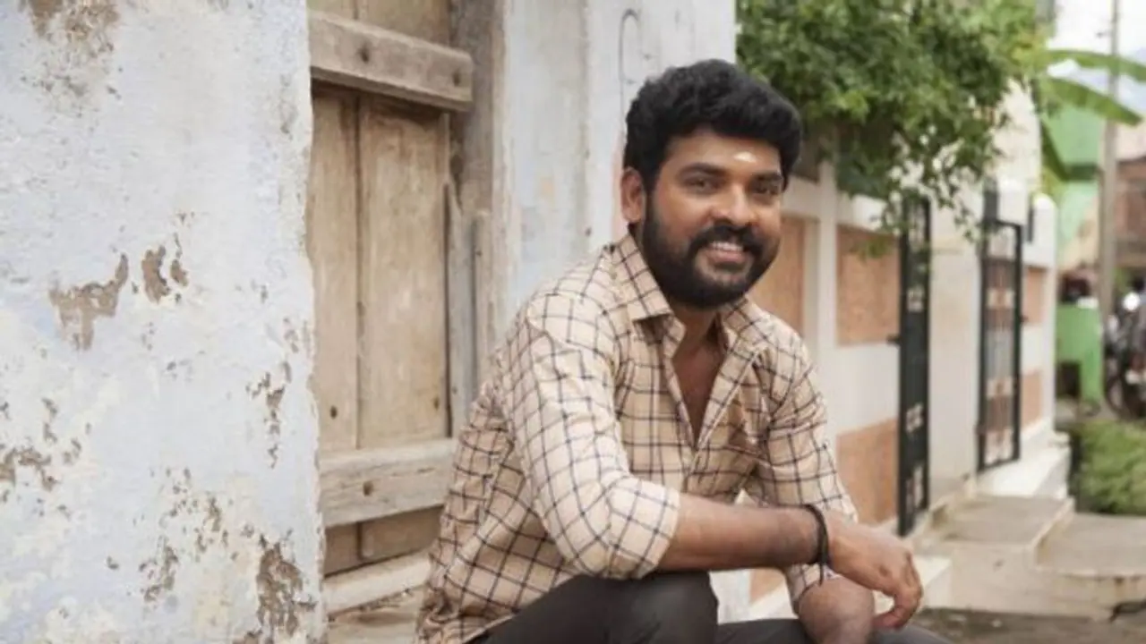 நீ சாதாரண மச்சான் இல்ல... நடிகர் விமல் நடித்துள்ள 'தெய்வ மச்சான்' படத்தின் ட்ரைலர் வெளியானது!