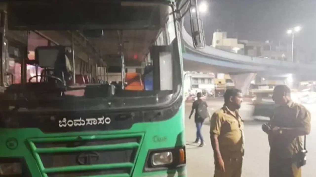 Bengaluru: ಬಸ್ ಹತ್ತುವಾಗ ಬಿದ್ದ ವ್ಯಕ್ತಿ: ಚಕ್ರ ಹರಿದು 2 ಕಾಲು ಜಖಂ