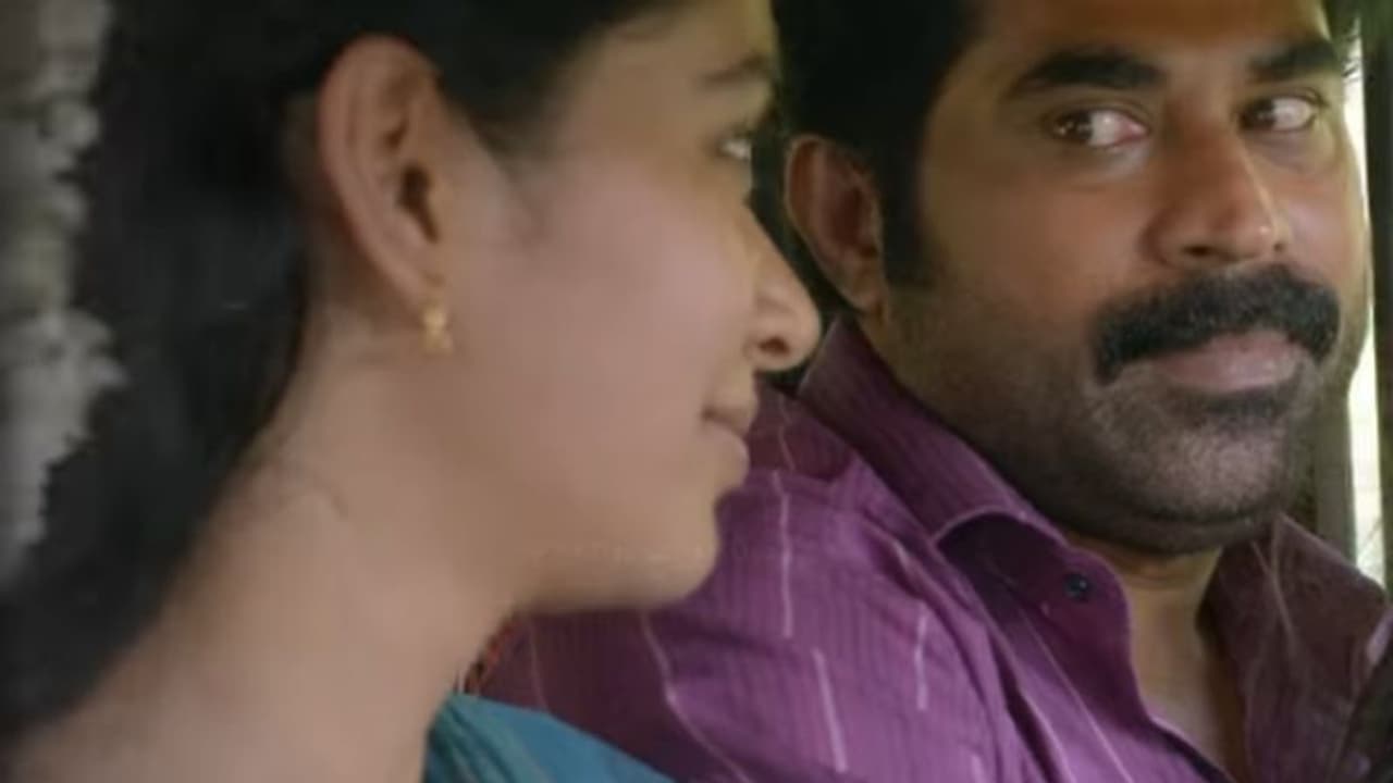 സുരാജ് വെഞ്ഞാറമൂടിന്റെ ചിരി ചിത്രം, 'മദനോത്സവം' പുതിയ ഗാനം പുറത്ത് സുരാജ് വെഞ്ഞാറമൂടിന്റെ ചിരി ചിത്രം, 'മദനോത്സവം' പുതിയ ഗാനം പുറത്ത്