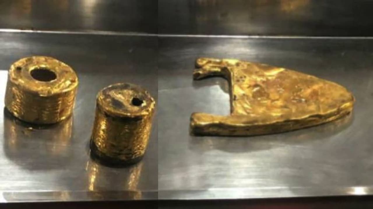 മലപ്പുറത്ത് വൻ സ്വർണ്ണ വേട്ട, കടത്തിയത് ഇലക്ട്രോണിക് ഉപകരണങ്ങളുടെ ഉള്ളിൽ ഒളിപ്പിച്ച് മലപ്പുറത്ത് വൻ സ്വർണ്ണ വേട്ട, കടത്തിയത് ഇലക്ട്രോണിക് ഉപകരണങ്ങളുടെ ഉള്ളിൽ ഒളിപ്പിച്ച്