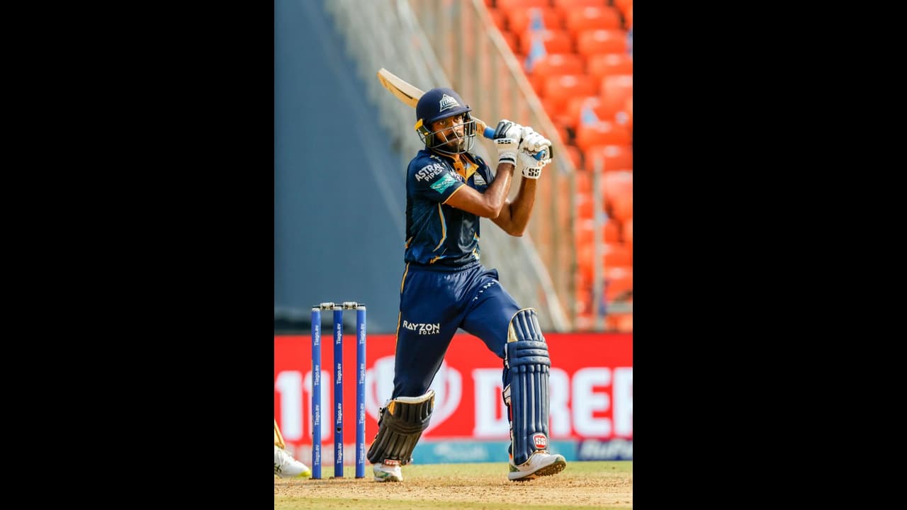 വിജയ് ശങ്കറിന്‍റെ വെടിക്കെട്ട് കണ്ടല്ലോ അല്ലേ... 2019ല്‍ ട്രോളിയവര്‍ക്ക് മറുപടിയുമായി രവി ശാസ്‌ത്രി 