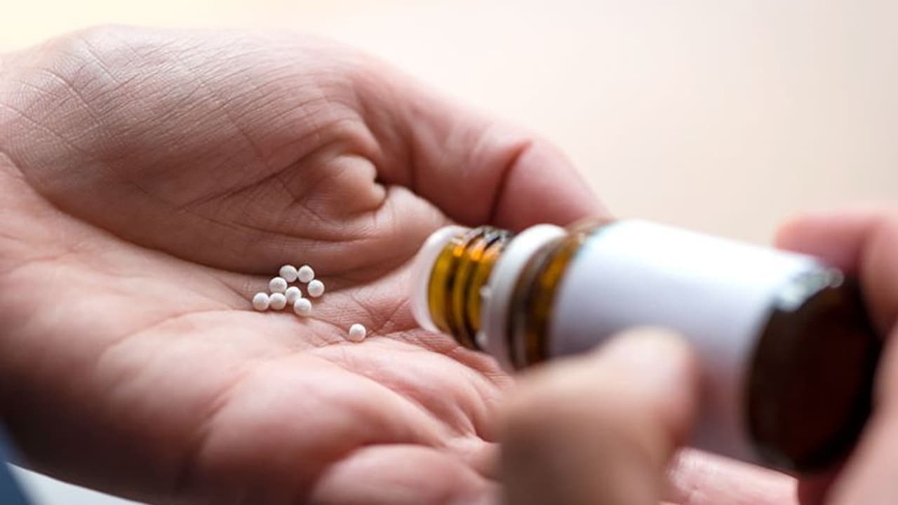 மருத்துவ பரிசோதனைகளை நடத்துவதற்கு சாதகமான இடமாக இந்தியா உருவாகி வருகிறது: PwC USAIC அறிக்கை மருத்துவ பரிசோதனைகளை நடத்துவதற்கு சாதகமான இடமாக இந்தியா உருவாகி வருகிறது: PwC USAIC அறிக்கை