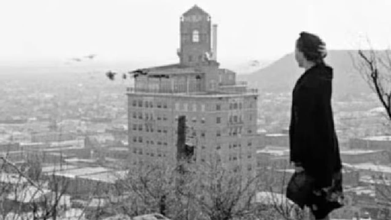 'പ്രേത'മുണ്ട്, താമസക്കാരെ കടിക്കും, കയ്യിലും കാലിലും പോറലേൽപ്പിക്കും, ആളുകൾ കയറാൻ മടിക്കുന്ന ഹോട്ടൽ 'പ്രേത'മുണ്ട്, താമസക്കാരെ കടിക്കും, കയ്യിലും കാലിലും പോറലേൽപ്പിക്കും, ആളുകൾ കയറാൻ മടിക്കുന്ന ഹോട്ടൽ