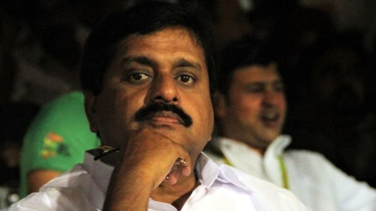 മുൻ മന്ത്രി വി.എസ് ശിവകുമാറിന് ഇഡി നോട്ടീസ്; 20ന് ചോദ്യം ചെയ്യലിന് ഹാജരാവണം മുൻ മന്ത്രി വി.എസ് ശിവകുമാറിന് ഇഡി നോട്ടീസ്; 20ന് ചോദ്യം ചെയ്യലിന് ഹാജരാവണം