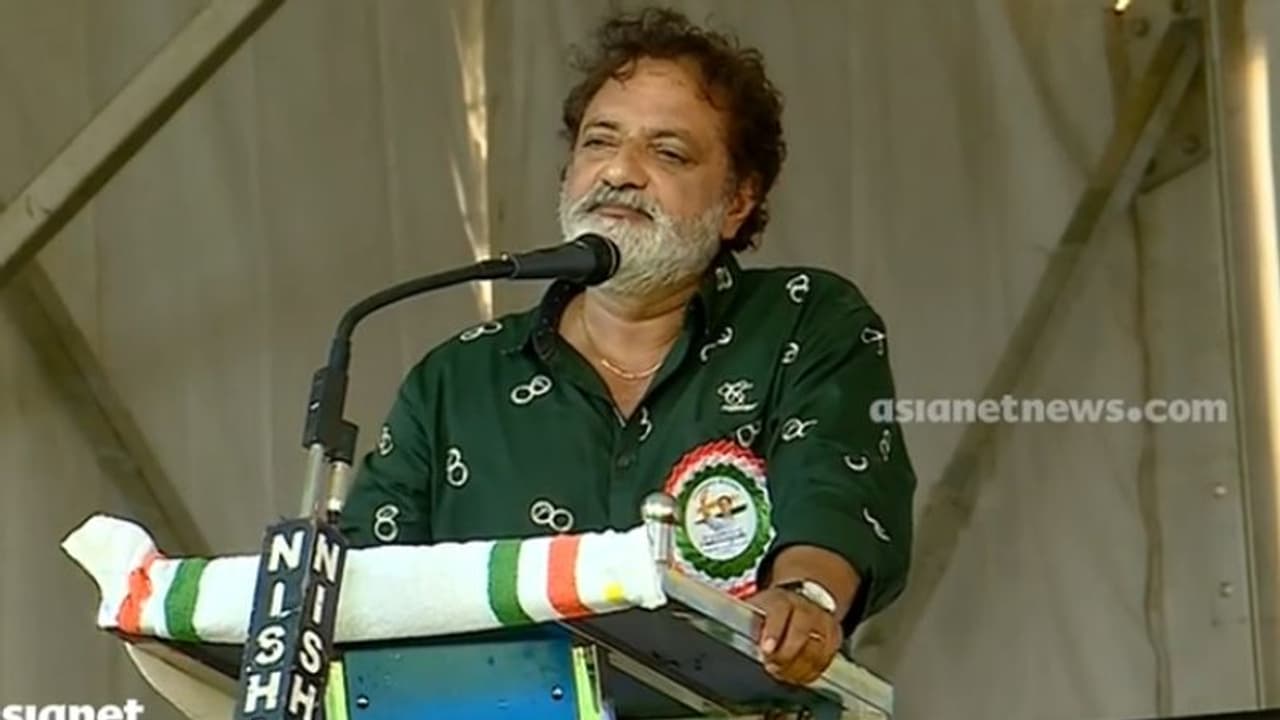 'സൂപ്പർസ്റ്റാറുകൾ അനീതിക്കെതിരെ കമ എന്ന് മിണ്ടില്ല, ആർജ്ജവമുള്ള ഞാനാണ് സൂപ്പർസ്റ്റാർ'; ജോയ് മാത്യു