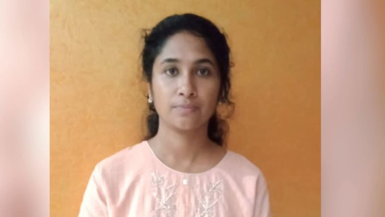 പോസ്റ്റ് ഓഫീസില്‍ നിന്ന് ലക്ഷങ്ങള്‍ തട്ടിയ വനിത പോസ്റ്റ്മാസ്റ്റര്‍ പണം ചെലവഴിച്ച വഴിയെ കുറിച്ച് പൊലീസിന് സൂചന