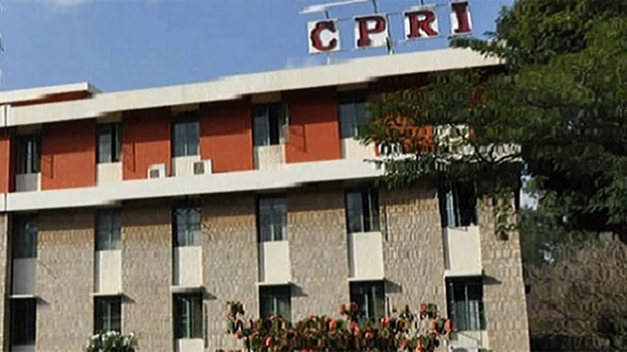 எஞ்சினியரிங் படித்தவருக்கு மத்திய அரசு வேலை; ரூ.1.4 லட்சம் சம்பளம்! இப்பவே அப்ளை பண்ணுங்க எஞ்சினியரிங் படித்தவருக்கு மத்திய அரசு வேலை; ரூ.1.4 லட்சம் சம்பளம்! இப்பவே அப்ளை பண்ணுங்க