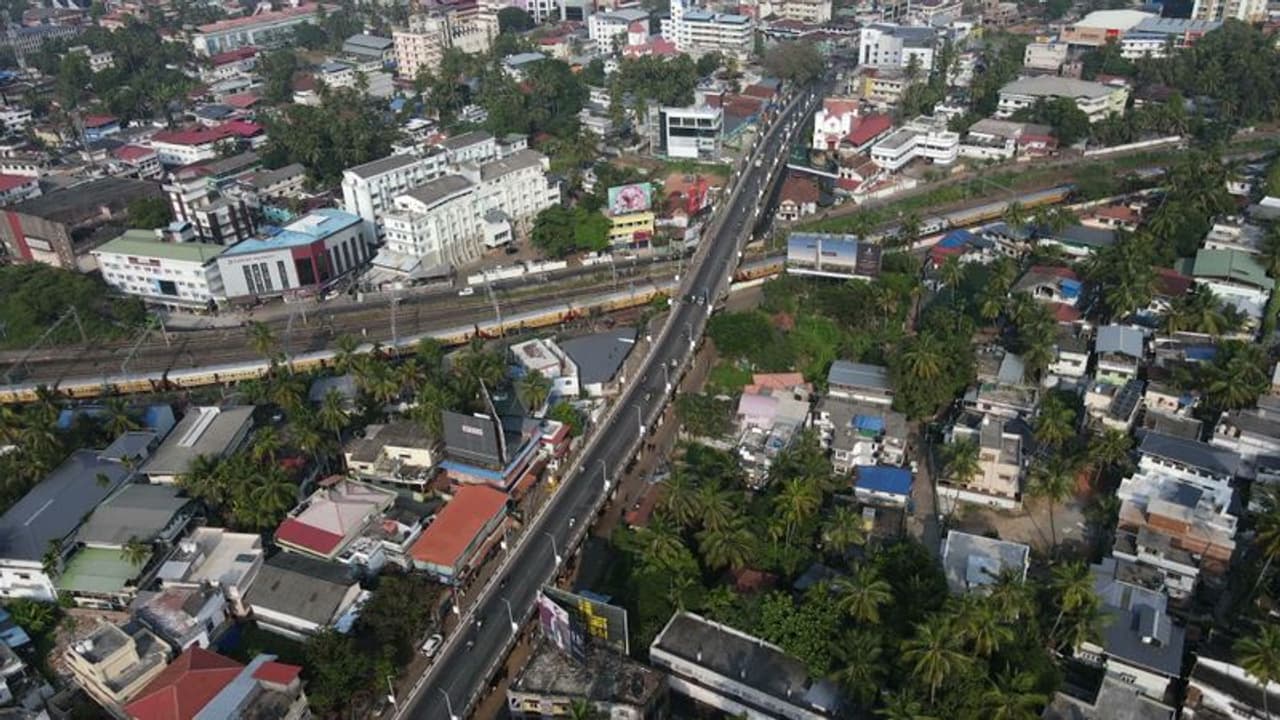കെട്ടിട നികുതി വർധന: പൊതുജനത്തെയും വാണിജ്യ വ്യവസായ സർവീസ് മേഖലകളെ ബാധിക്കുന്ന തീരുമാനം