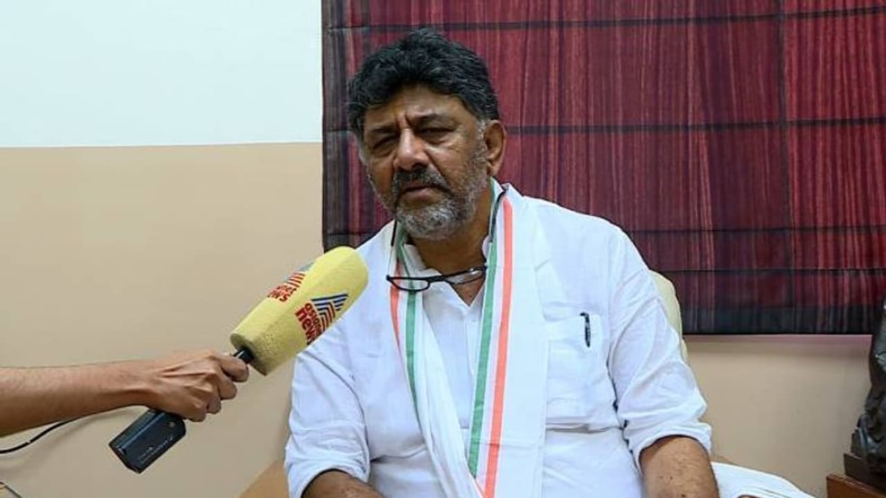 Karnataka DyCM dismisses '15% commission' claim after contractors approach Raj Bhawan