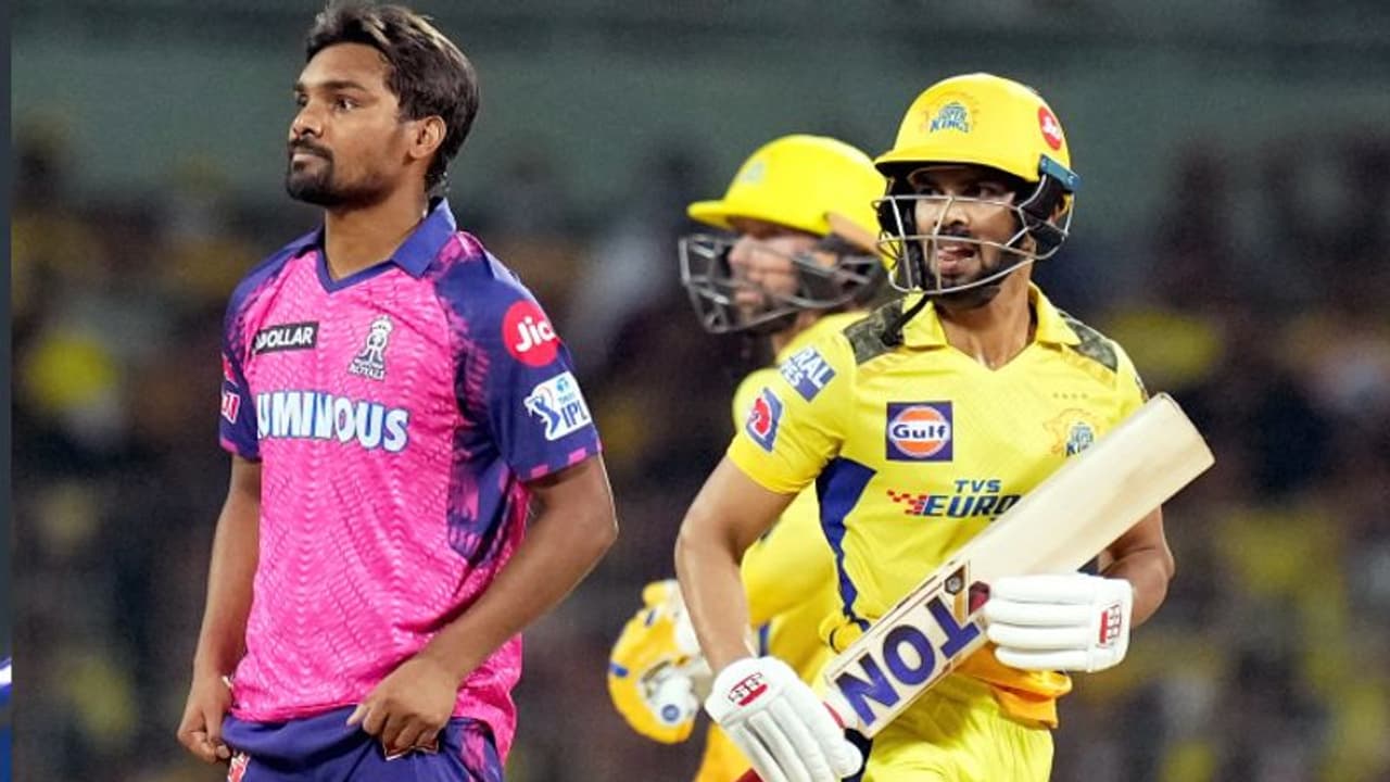 IPL 2023: ಸಿಎಸ್ಕೆ ಸೋಲಿಗೆ ಬ್ಯಾಟರ್ಗಳೇ ಕಾರಣ: ಕ್ಯಾಪ್ಟನ್ ಕೂಲ್ ಧೋನಿ ಗರಂ IPL 2023: ಸಿಎಸ್ಕೆ ಸೋಲಿಗೆ ಬ್ಯಾಟರ್ಗಳೇ ಕಾರಣ: ಕ್ಯಾಪ್ಟನ್ ಕೂಲ್ ಧೋನಿ ಗರಂ