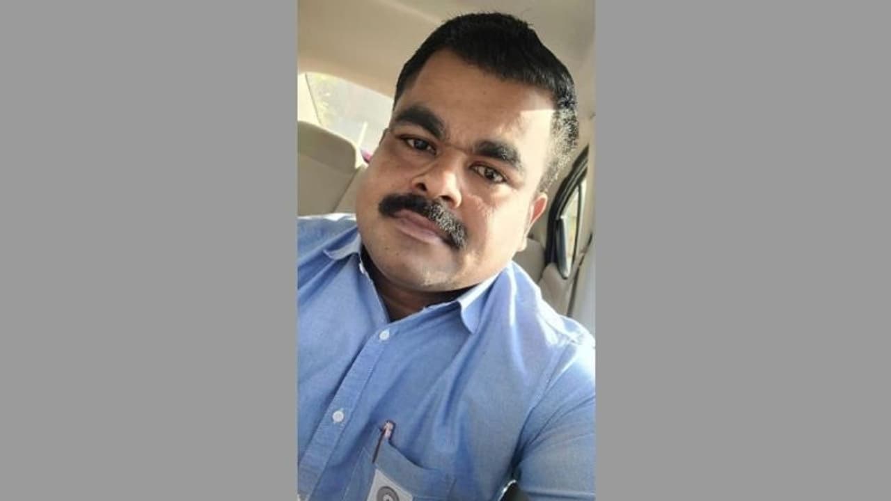 ഗൃഹപ്രവേശത്തിനായി നാട്ടിലെത്തിയ പ്രവാസി അപകടത്തിൽ മരിച്ചു ഗൃഹപ്രവേശത്തിനായി നാട്ടിലെത്തിയ പ്രവാസി അപകടത്തിൽ മരിച്ചു