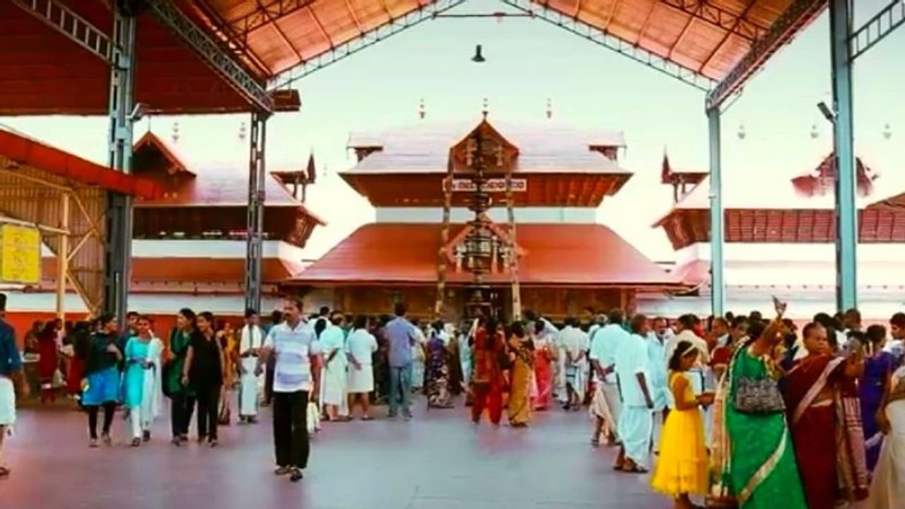 ഗുരുവായൂര്‍ ക്ഷേത്രത്തിലെ വിഷുക്കണി ദര്‍ശനം; സമയക്രമങ്ങള്‍ ഇങ്ങനെ