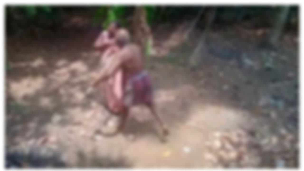 മരുമകളെ ഭർത്താവിന്റെ അച്ഛൻ മർദ്ദിച്ചെന്ന് പരാതി 