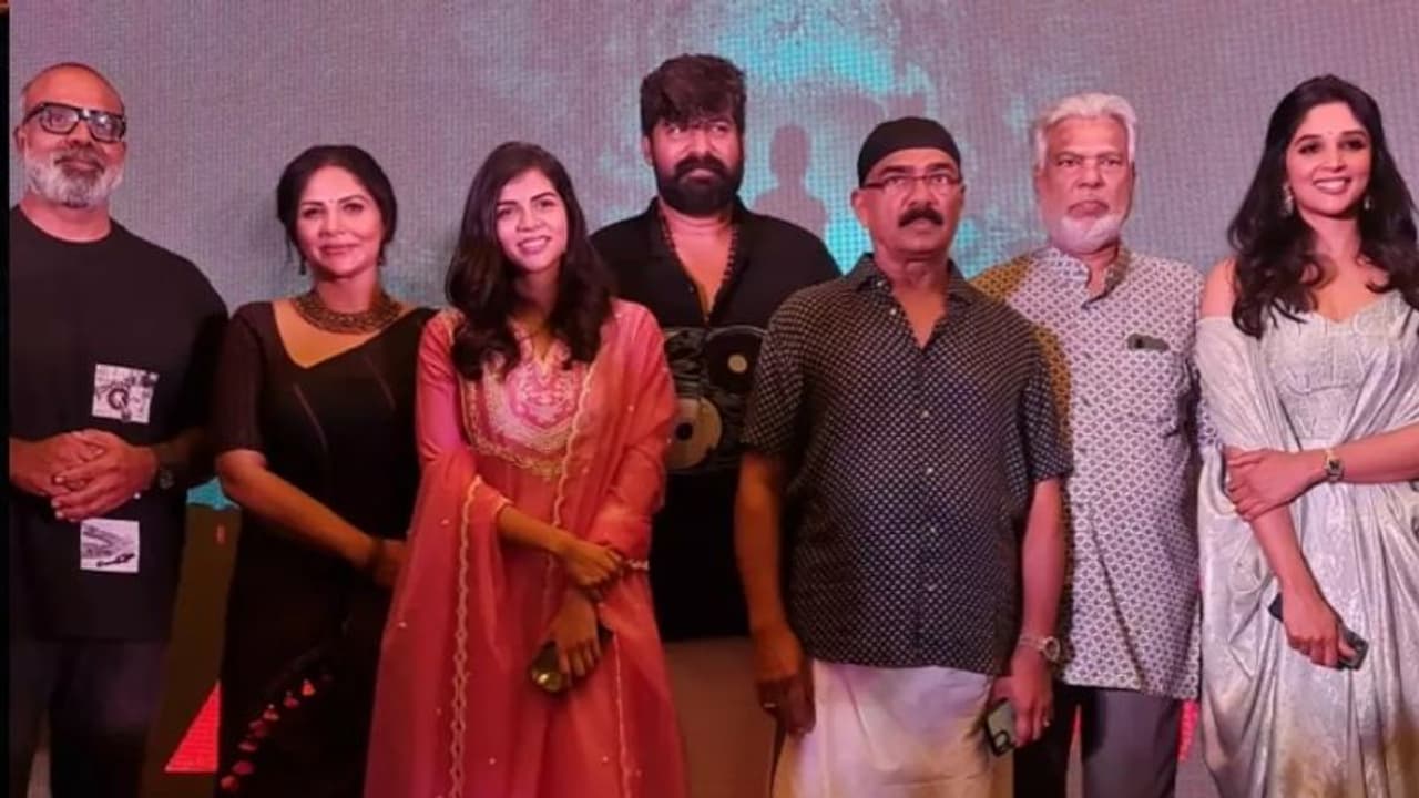 'പൊറിഞ്ചു മറിയം ജോസ്' ടീം വീണ്ടും ഒന്നിക്കുന്നു; സംവിധാനം ജോഷി, ഒപ്പം കല്യാണി പ്രിയദർശനും