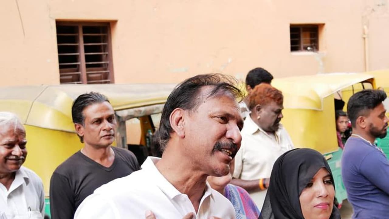 కర్ణాటక అసెంబ్లీ ఎన్నికల్లో కేజీఎఫ్ బాబు భార్య పోటీ.. ఇండిపెండెంట్ అభ్యర్థిగా నామినేషన్ దాఖలు.. వీరెవరంటే ? 