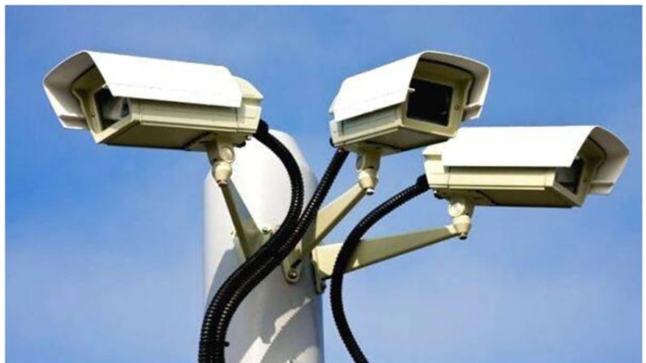 എഐ ക്യാമറയില്‍ സര്‍വത്ര ആശയക്കുഴപ്പം; ബോധവത്കരണ നോട്ടീസ് ഇനിയും അയച്ചുതുടങ്ങിയില്ല, ചെലവിനെ ചൊല്ലി തര്‍ക്കം