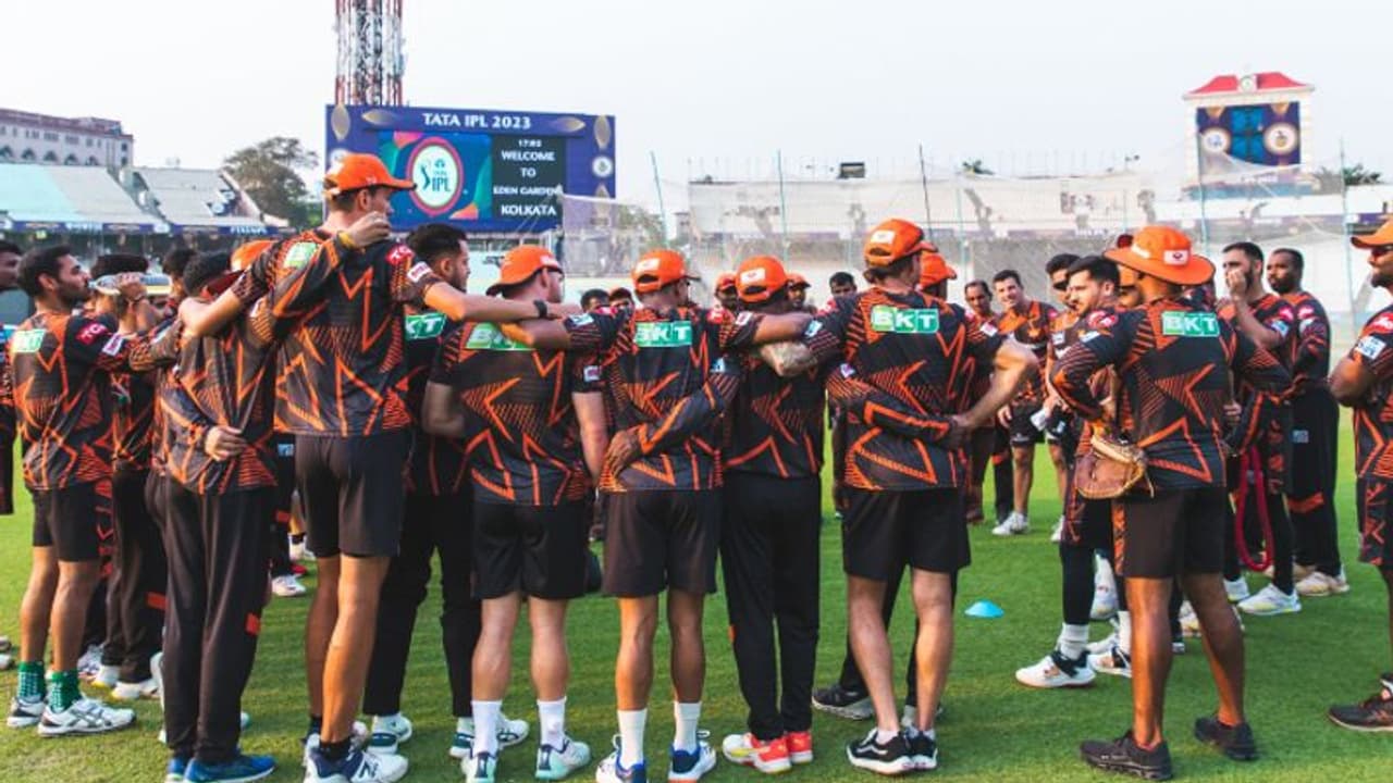 IPL 2023: மாற்றமே இல்லாமல் வரும் கொல்கத்தா; வாஷிங்டன் சுந்தரை கழற்றிவிட்ட சன்ரைசர்ஸ் ஹைதராபாத்!
