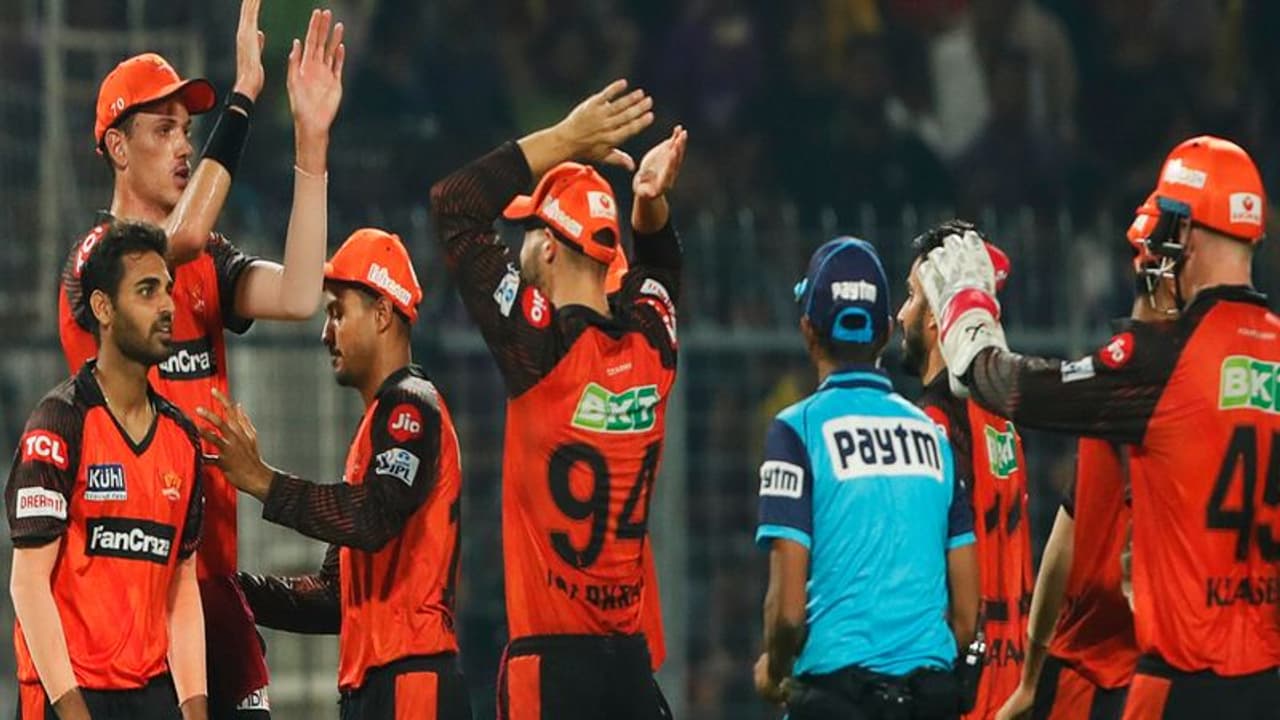 ടോസ് ഭാഗ്യം സണ്റൈസേഴ്സ് ഹൈദരാബാദിന്; ആദ്യ നാലിലെത്താന് ലഖ്നൗ കുറച്ച് വിയര്ക്കും ടോസ് ഭാഗ്യം സണ്റൈസേഴ്സ് ഹൈദരാബാദിന്; ആദ്യ നാലിലെത്താന് ലഖ്നൗ കുറച്ച് വിയര്ക്കും