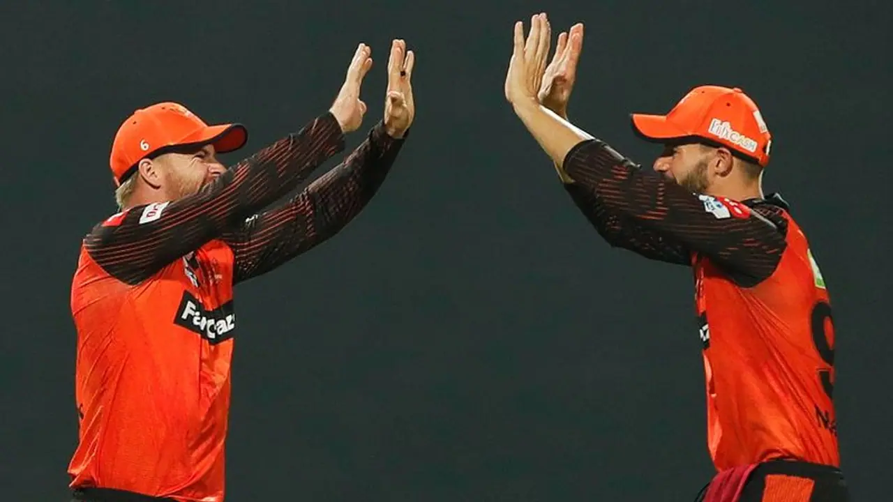 IPL 2023 DC vs SRH: టాస్ గెలిచిన సన్రైజర్స్ హైదరాబాద్... ఓడితే అస్సామే... IPL 2023 DC vs SRH: టాస్ గెలిచిన సన్రైజర్స్ హైదరాబాద్... ఓడితే అస్సామే...