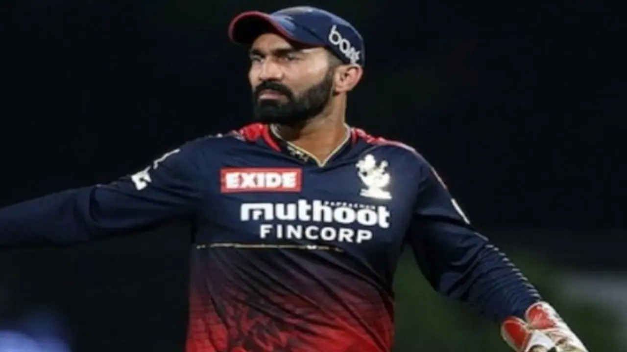 IPL 2023: 2 போட்டிகளில் 0, மொத்தமே 10; வீணாகும் ரூ.5.5 கோடி; விமர்சனத்திற்கு உள்ளான தினேஷ் கார்த்திக்! IPL 2023: 2 போட்டிகளில் 0, மொத்தமே 10; வீணாகும் ரூ.5.5 கோடி; விமர்சனத்திற்கு உள்ளான தினேஷ் கார்த்திக்!