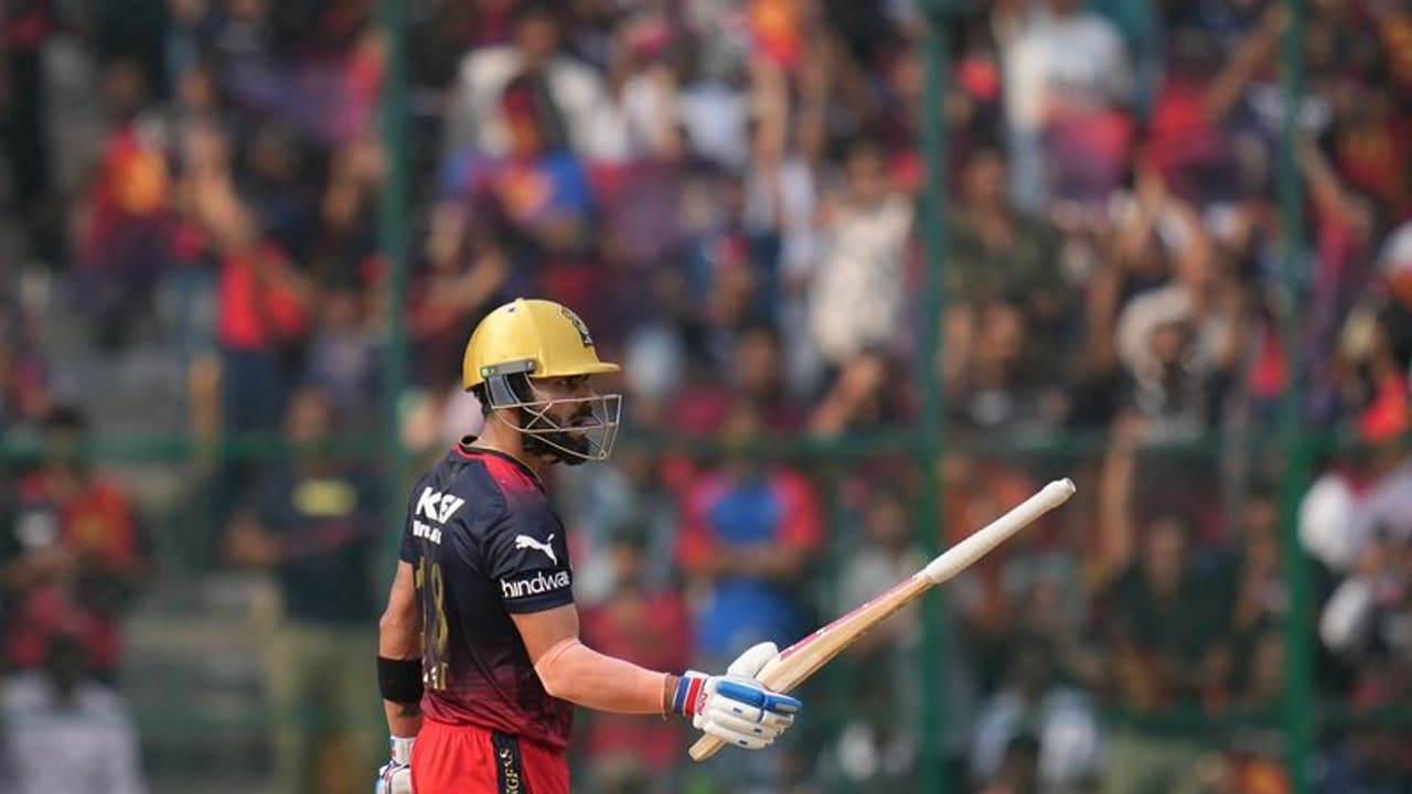 IPL 2023: RCB vs DC கை கொடுக்காமல் சென்ற சம்பவம்; இன்ஸ்டாவில் கங்குலியை Unfollow செய்த விராட் கோலி! IPL 2023: RCB vs DC கை கொடுக்காமல் சென்ற சம்பவம்; இன்ஸ்டாவில் கங்குலியை Unfollow செய்த விராட் கோலி!