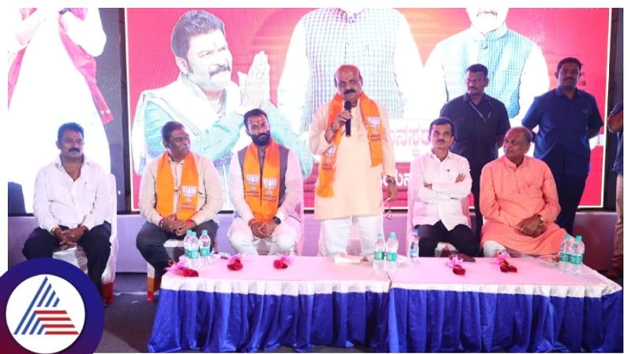 ಆನಂದ ಸಿಂಗ್ ನನಗೆ ಹಾರ್ಟ್ ಅ್ಯಟಾಕ್ ಅಗೋ ಹಾಗೆ ಮಾಡ್ತಾರೆ: ಸಿಎಂ ಬೊಮ್ಮಾಯಿ