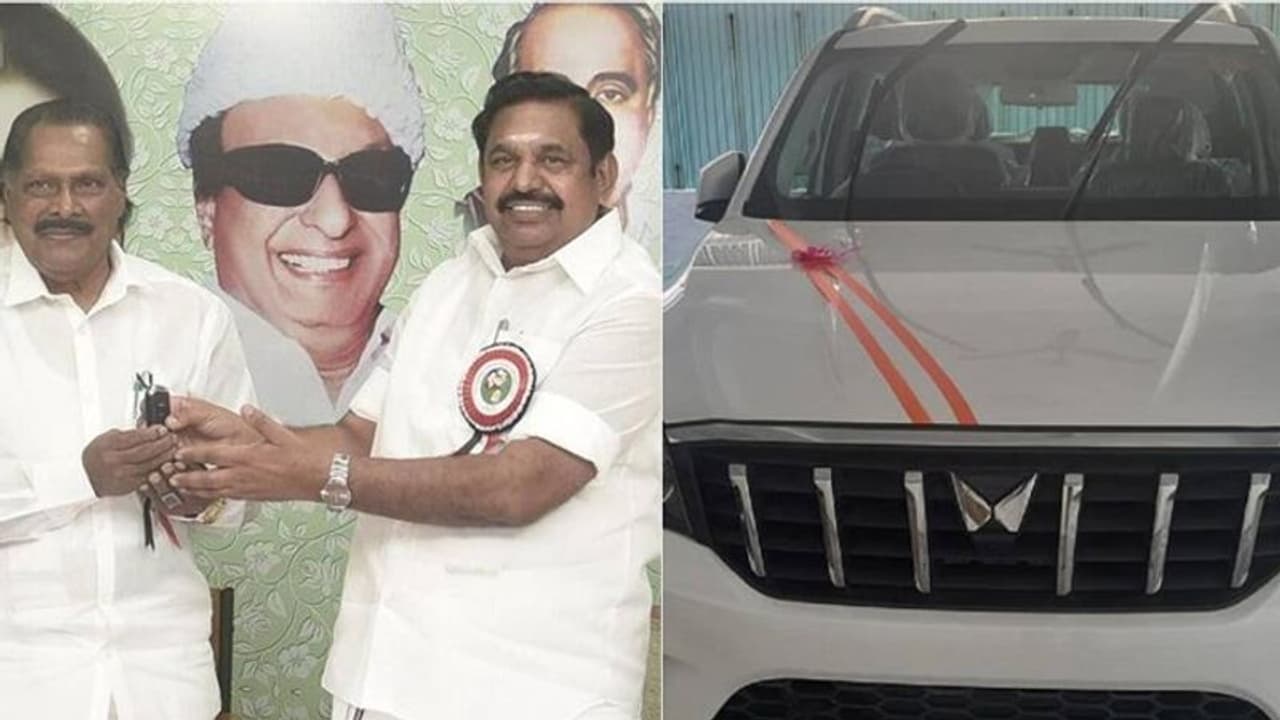 அதிமுக அவைத் தலைவர் தமிழ்மகன் உசேனுக்கு ஸ்கார்பியோ கார் கொடுத்து இன்ப அதிர்ச்சி கொடுத்த இபிஎஸ்..! அதிமுக அவைத் தலைவர் தமிழ்மகன் உசேனுக்கு ஸ்கார்பியோ கார் கொடுத்து இன்ப அதிர்ச்சி கொடுத்த இபிஎஸ்..!