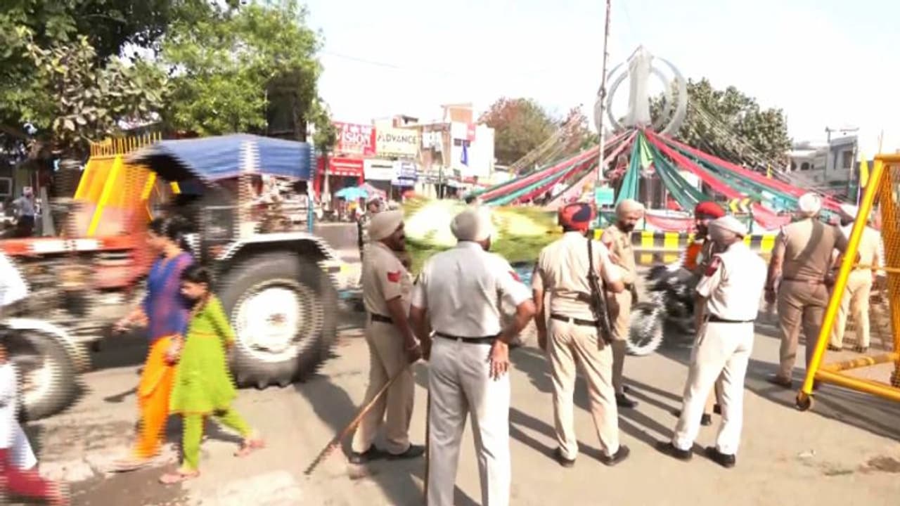 ബട്ടിൻഡ സൈനിക ക്യാമ്പിലെ വെടിവയ്പ്പ്; ഒരു സൈനികൻ പിടിയിലായതായി റിപ്പോർട്ട് ബട്ടിൻഡ സൈനിക ക്യാമ്പിലെ വെടിവയ്പ്പ്; ഒരു സൈനികൻ പിടിയിലായതായി റിപ്പോർട്ട്