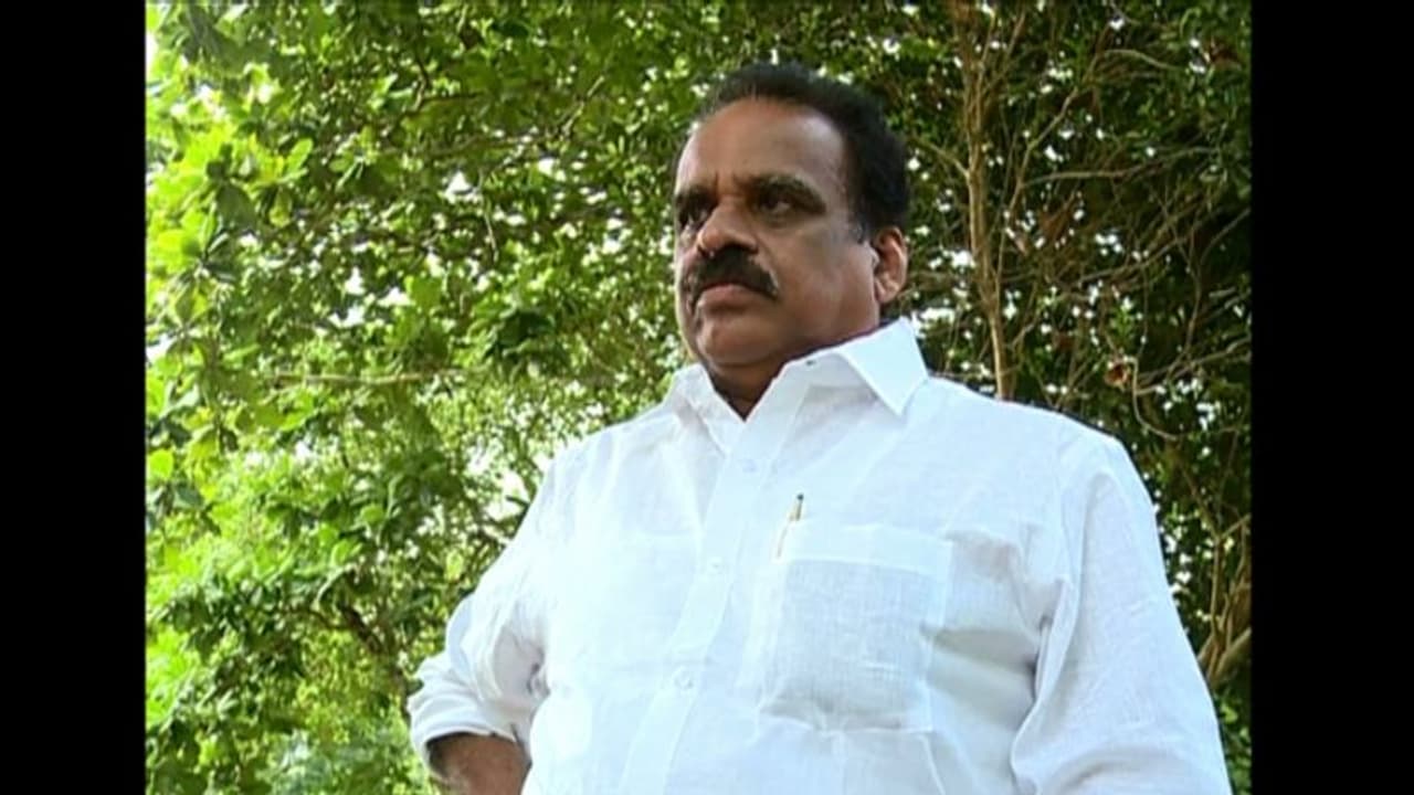 'ജീവിച്ചിരിക്കുന്ന രക്തസാക്ഷി, കാലുവാരി തോൽപ്പിച്ചു, ത്യാഗം സഹിച്ചു'; രാജിയെ കുറിച്ച് വിക്ടർ ടി തോമസ് 'ജീവിച്ചിരിക്കുന്ന രക്തസാക്ഷി, കാലുവാരി തോൽപ്പിച്ചു, ത്യാഗം സഹിച്ചു'; രാജിയെ കുറിച്ച് വിക്ടർ ടി തോമസ്