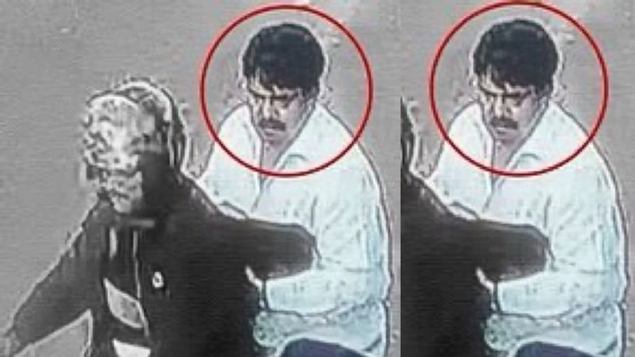 ಕರ್ನಾಟಕದಲ್ಲಿ ಆಶ್ರಯ ಪಡೆದಿರುವ ಅತೀಕ್ ಗ್ಯಾಂಗ್ನ ಗುಡ್ಡು ಮುಸ್ಲಿಮ್, ಟವರ್ ಲೋಕೇಶ್ ಪತ್ತೆ! ಕರ್ನಾಟಕದಲ್ಲಿ ಆಶ್ರಯ ಪಡೆದಿರುವ ಅತೀಕ್ ಗ್ಯಾಂಗ್ನ ಗುಡ್ಡು ಮುಸ್ಲಿಮ್, ಟವರ್ ಲೋಕೇಶ್ ಪತ್ತೆ!