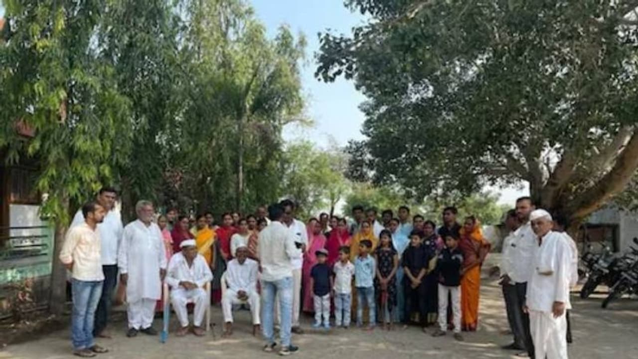 ഇപ്പോഴും കഴിയുന്നത് കൂട്ടുകുടുംബമായി, ഒരു മേൽക്കൂരയ്‍ക്ക് താഴെ 61 പേർ