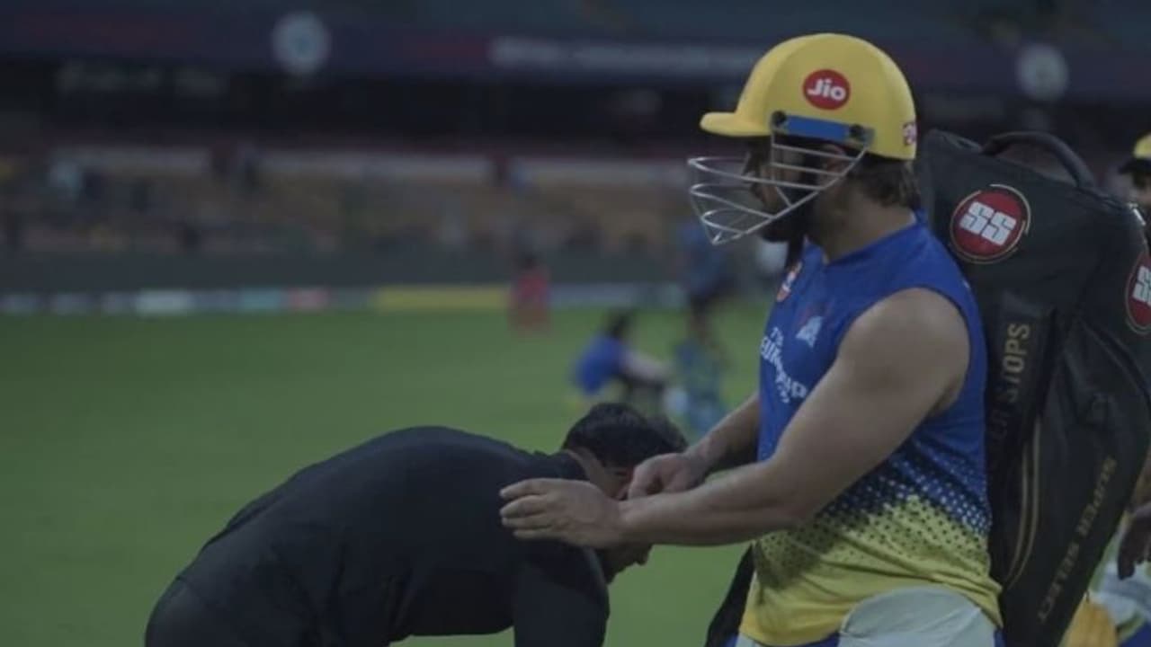 IPL 2023: தோனி போன்று யாரும் கிடையாது; எதிர்காலத்தில் யாரும் வரப்போவதும் இல்லை சுனில் கவாஸ்கர் பாராட்டு!