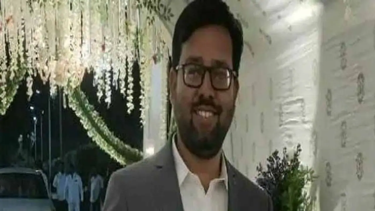 కొత్తూరులో మాజీ జర్నలిస్ట్ కరుణాకర్ రెడ్డి హత్య:ఎంపీపీ మధుసూధన్ రెడ్డి అరెస్ట్ కొత్తూరులో మాజీ జర్నలిస్ట్ కరుణాకర్ రెడ్డి హత్య:ఎంపీపీ మధుసూధన్ రెడ్డి అరెస్ట్