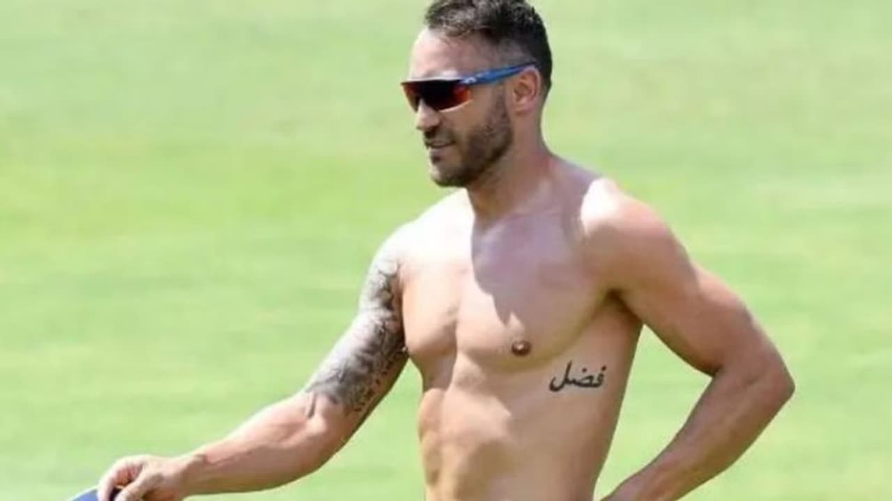  ഡൂപ്ലെസിയുടെ ശരീരത്തിലെ അറബിക് ടാറ്റു; അര്‍ത്ഥം തിരഞ്ഞ് ആരാധകര്‍