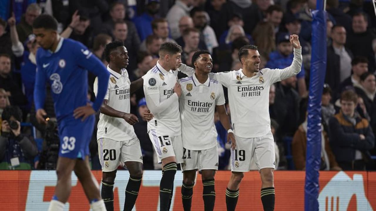 ചാമ്പ്യന്സ് ലീഗ്: റോഡ്രിഗോ ഡബിളില് ചെല്സിയെ വീഴ്ത്തി റയല് സെമിയില്, ഇന്ന് ബയേണ് സിറ്റി സൂപ്പര് പോരാട്ടം ചാമ്പ്യന്സ് ലീഗ്: റോഡ്രിഗോ ഡബിളില് ചെല്സിയെ വീഴ്ത്തി റയല് സെമിയില്, ഇന്ന് ബയേണ് സിറ്റി സൂപ്പര് പോരാട്ടം