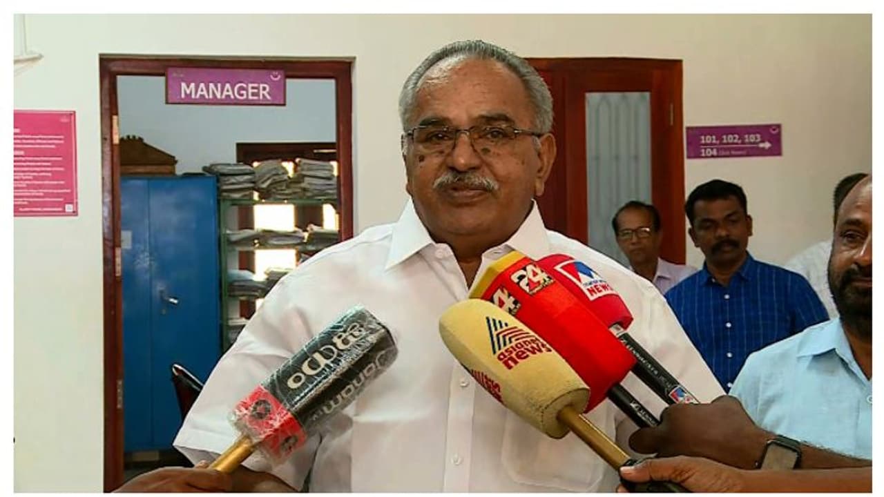 'പ്രസംഗത്തിലും പ്രചരണത്തിലും വേഗത കൂടിയാലും ട്രെയിനിന് അത്ര വേഗതയുണ്ടാകില്ല'; കാനം രാജേന്ദ്രൻ 'പ്രസംഗത്തിലും പ്രചരണത്തിലും വേഗത കൂടിയാലും ട്രെയിനിന് അത്ര വേഗതയുണ്ടാകില്ല'; കാനം രാജേന്ദ്രൻ