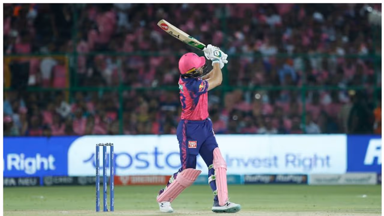 'ഈ ഷോട്ടിനൊക്കെ രണ്ട് സിക്സ് നല്കണം'! 112 മീറ്റര് സിക്സുമായി ജോസ് ബട്ലര് വീഡിയോ 'ഈ ഷോട്ടിനൊക്കെ രണ്ട് സിക്സ് നല്കണം'! 112 മീറ്റര് സിക്സുമായി ജോസ് ബട്ലര് വീഡിയോ