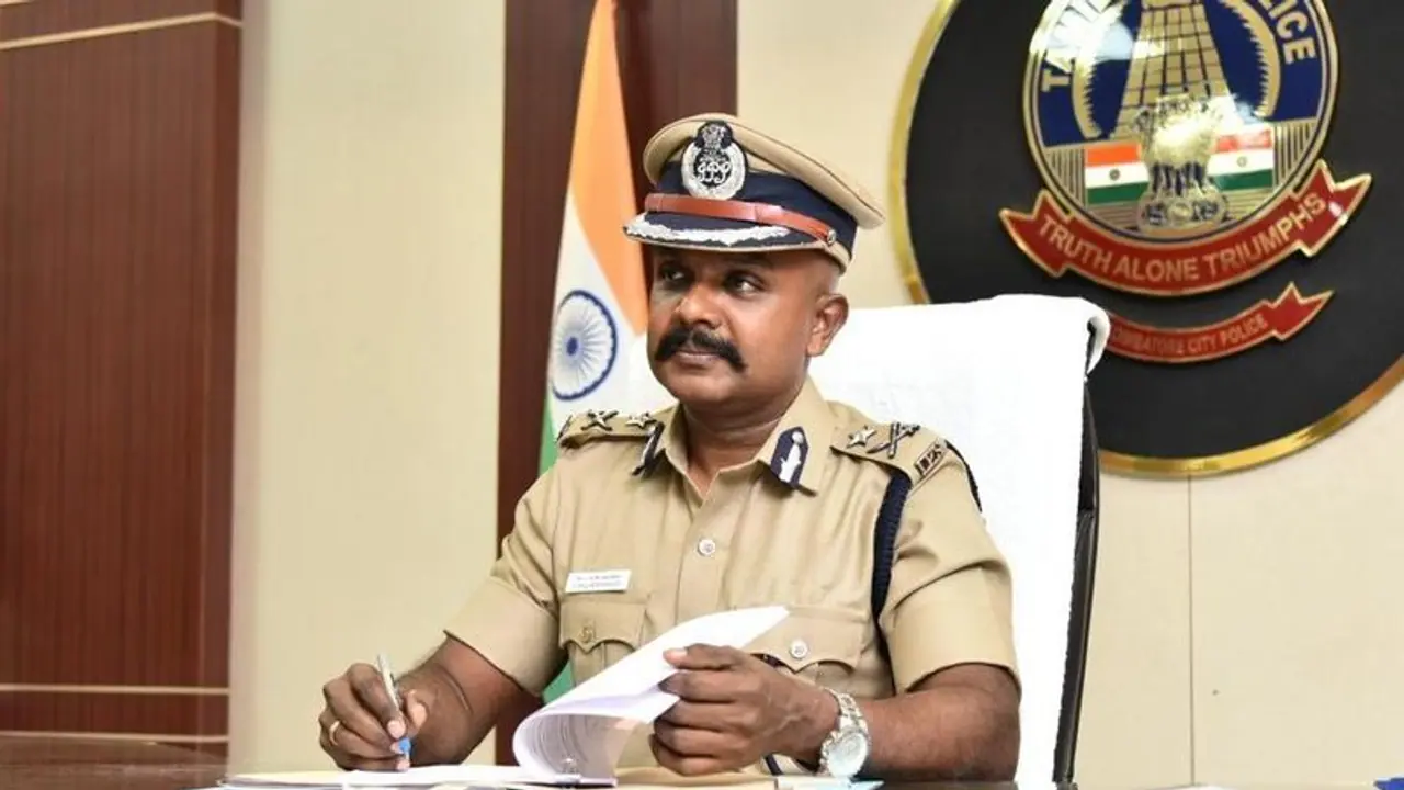 கோவையில் எலக்ட்ரானிக் சிக்னல்களுக்கு பதிலாக காவலர்கள்... விரைவாக போக்குவரத்தை சரி செய்ய நடவடிக்கை!!