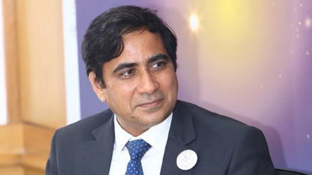 ಇವಿಎಂ ಗೊಂದಲ, ಅನುಮಾನವೆಲ್ಲಾ ಮುಗಿದ ಅಧ್ಯಾಯ: ಮುಖ್ಯ ಚುನಾವಣಾಧಿಕಾರಿ ಮನೋಜ್ ಕುಮಾರ್ ಇವಿಎಂ ಗೊಂದಲ, ಅನುಮಾನವೆಲ್ಲಾ ಮುಗಿದ ಅಧ್ಯಾಯ: ಮುಖ್ಯ ಚುನಾವಣಾಧಿಕಾರಿ ಮನೋಜ್ ಕುಮಾರ್