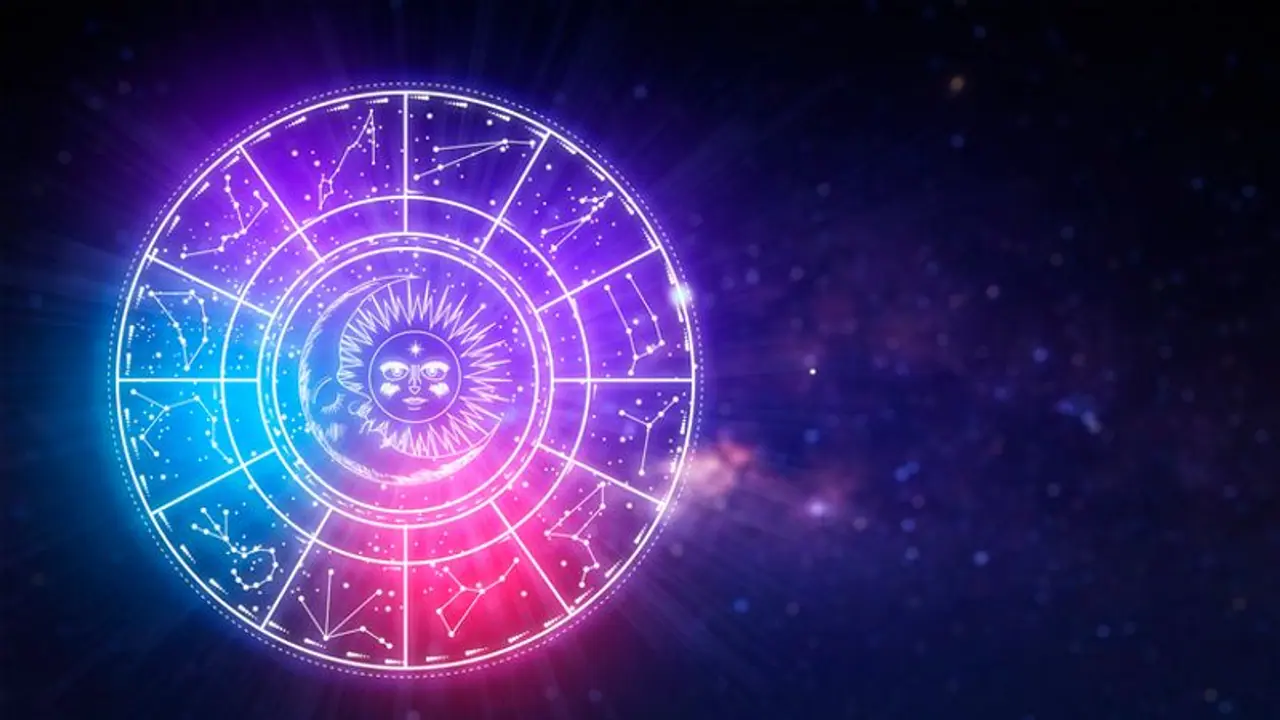 Daily Horoscope: ಈ ರಾಶಿಗೆ ಆಸ್ತಿ ವಿಷಯದಲ್ಲಿ ಯಶಸ್ಸಿನ ಅವಕಾಶ Daily Horoscope: ಈ ರಾಶಿಗೆ ಆಸ್ತಿ ವಿಷಯದಲ್ಲಿ ಯಶಸ್ಸಿನ ಅವಕಾಶ