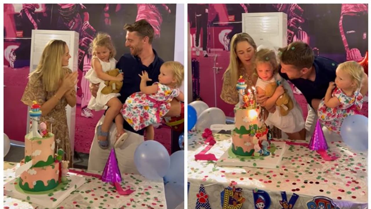 തോല്വി മറക്കാം! ജോസ് ബട്ലറുടെ മകളുടെ പിറന്നാള് ആഘോഷം ഗംഭീരമാക്കി രാജസ്ഥാന് റോയല്സ് വീഡിയോ തോല്വി മറക്കാം! ജോസ് ബട്ലറുടെ മകളുടെ പിറന്നാള് ആഘോഷം ഗംഭീരമാക്കി രാജസ്ഥാന് റോയല്സ് വീഡിയോ