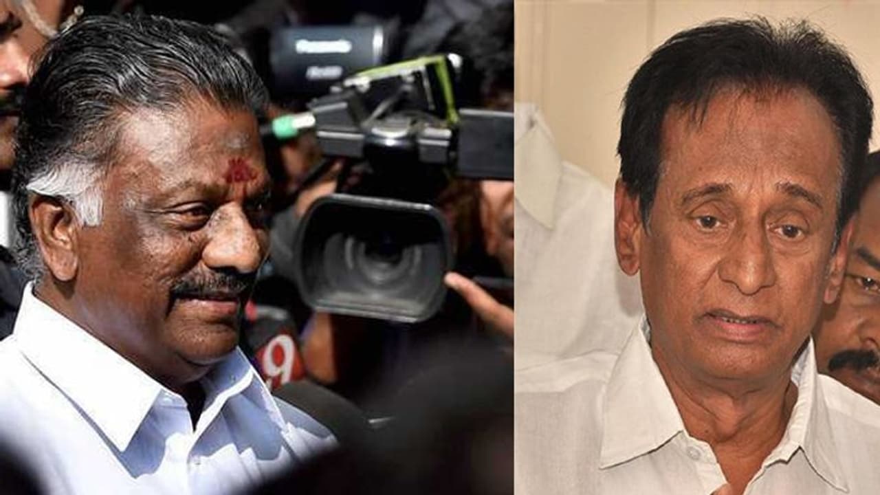 அதிமுக கொடி, சின்னத்தை ஓபிஎஸ் பயன்படுத்தினால் இது தான் நடக்கும்.. செம்மலை எச்சரிக்கை..! அதிமுக கொடி, சின்னத்தை ஓபிஎஸ் பயன்படுத்தினால் இது தான் நடக்கும்.. செம்மலை எச்சரிக்கை..!