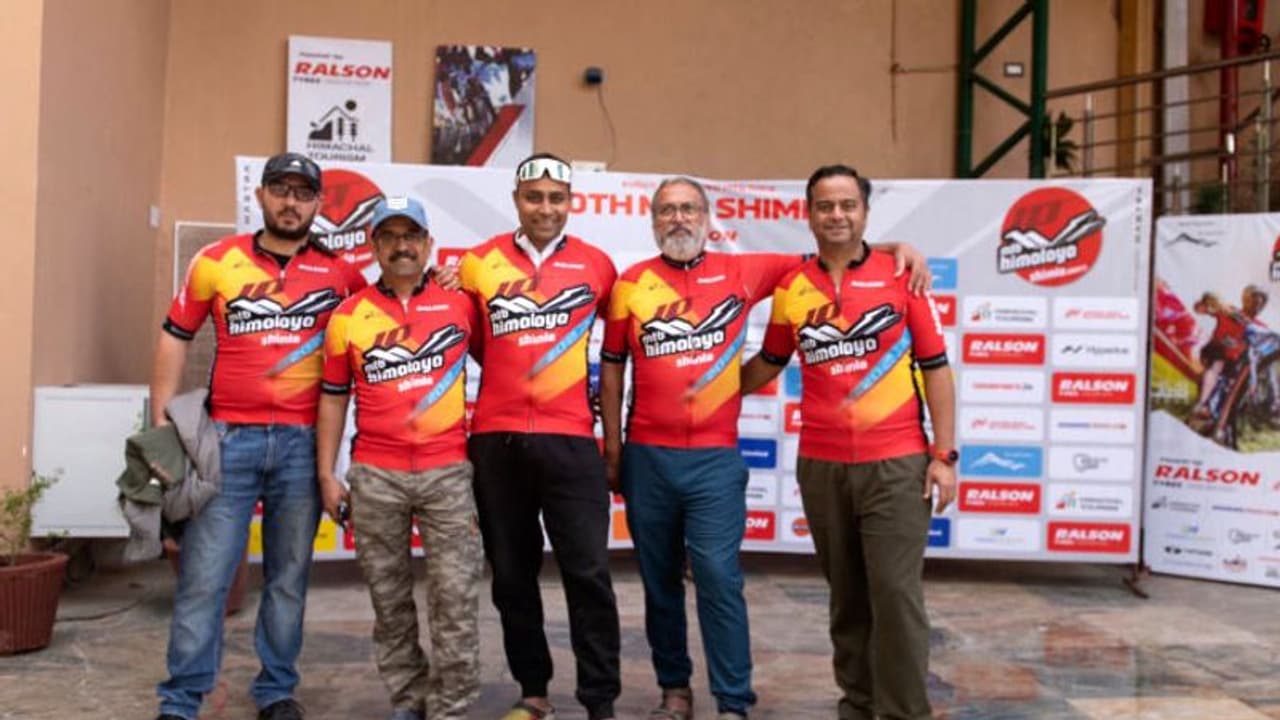 MTB Shimla 2023: ಎರಡು ದಿನಗಳ ಪರ್ವತಾರೋಹಿ ಬೈಕ್ ರೇಸ್ನಲ್ಲಿ 88 ರೈಡರ್ಗಳು ಭಾಗಿ MTB Shimla 2023: ಎರಡು ದಿನಗಳ ಪರ್ವತಾರೋಹಿ ಬೈಕ್ ರೇಸ್ನಲ್ಲಿ 88 ರೈಡರ್ಗಳು ಭಾಗಿ